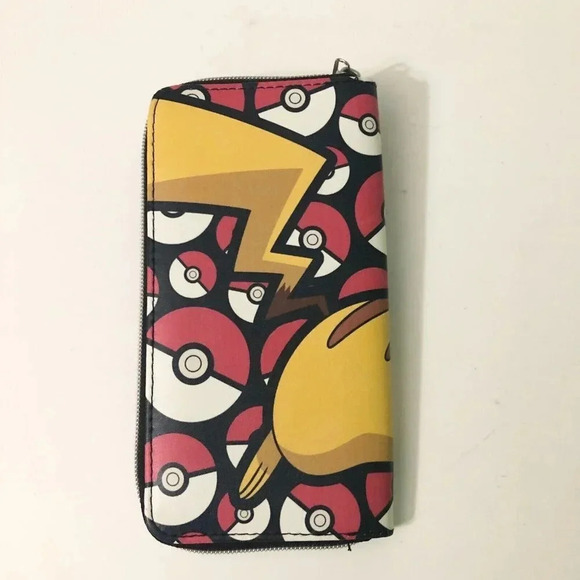 2015  Pokemon Pikachu Zip Clutch Wallet Nintendo - Picture 13 of 15